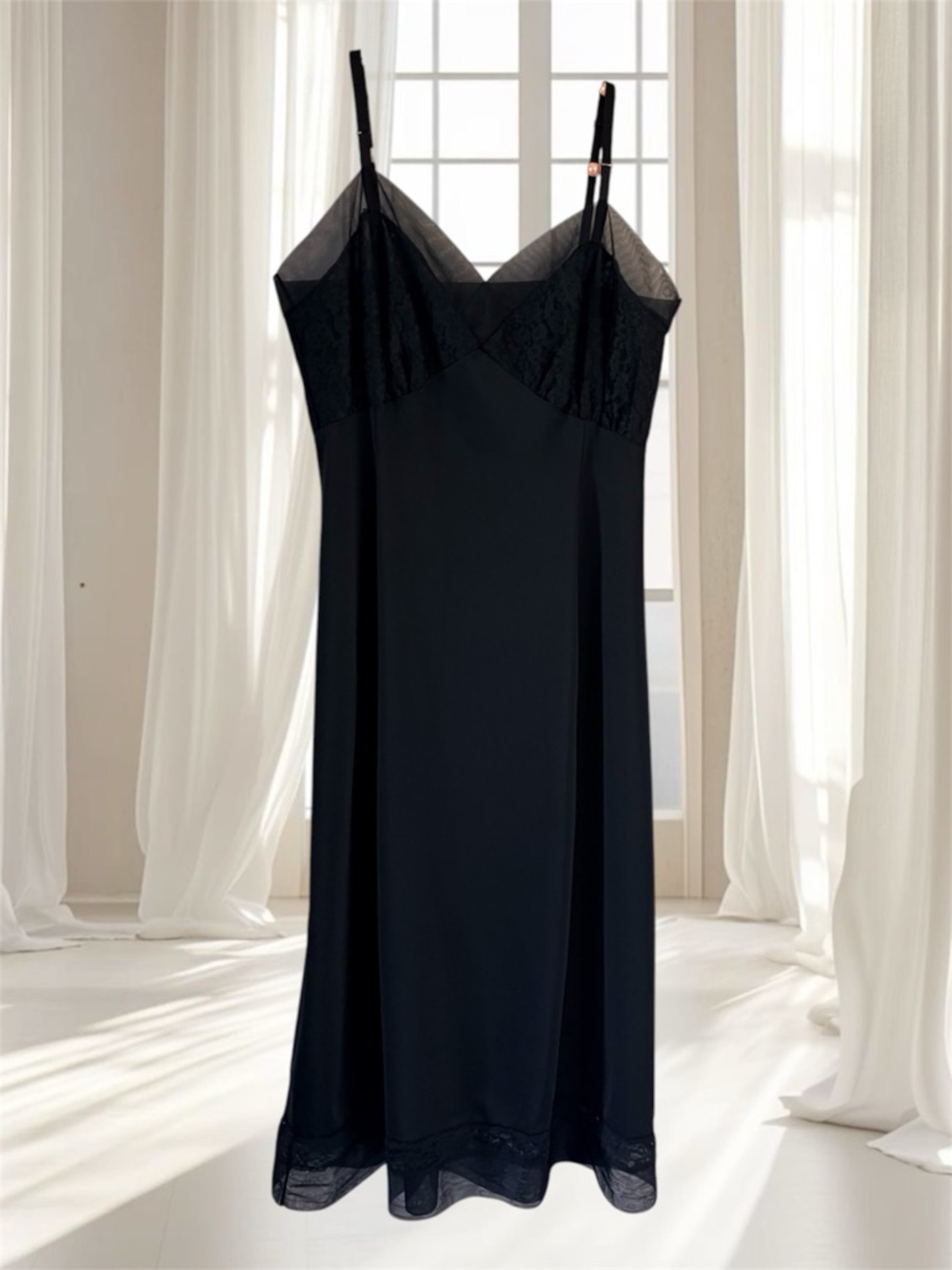 VTG 60’s Van Raalte Black Nylon Lace  Suavette Full Slip Size 32